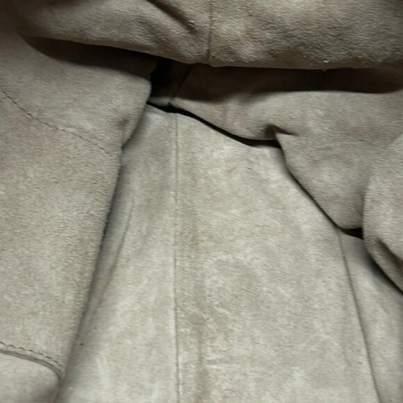 BOTTEGA VENETA Medium Garda Bag - Light Purple Leather B********* Handbag - Picture 13 of 15